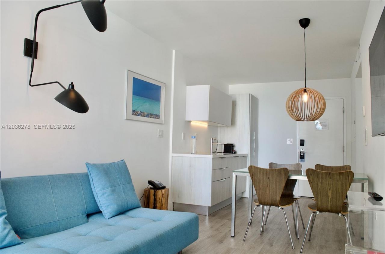 6080 Collins Ave , Unit 506, Miami Beach, FL 33140 Photo