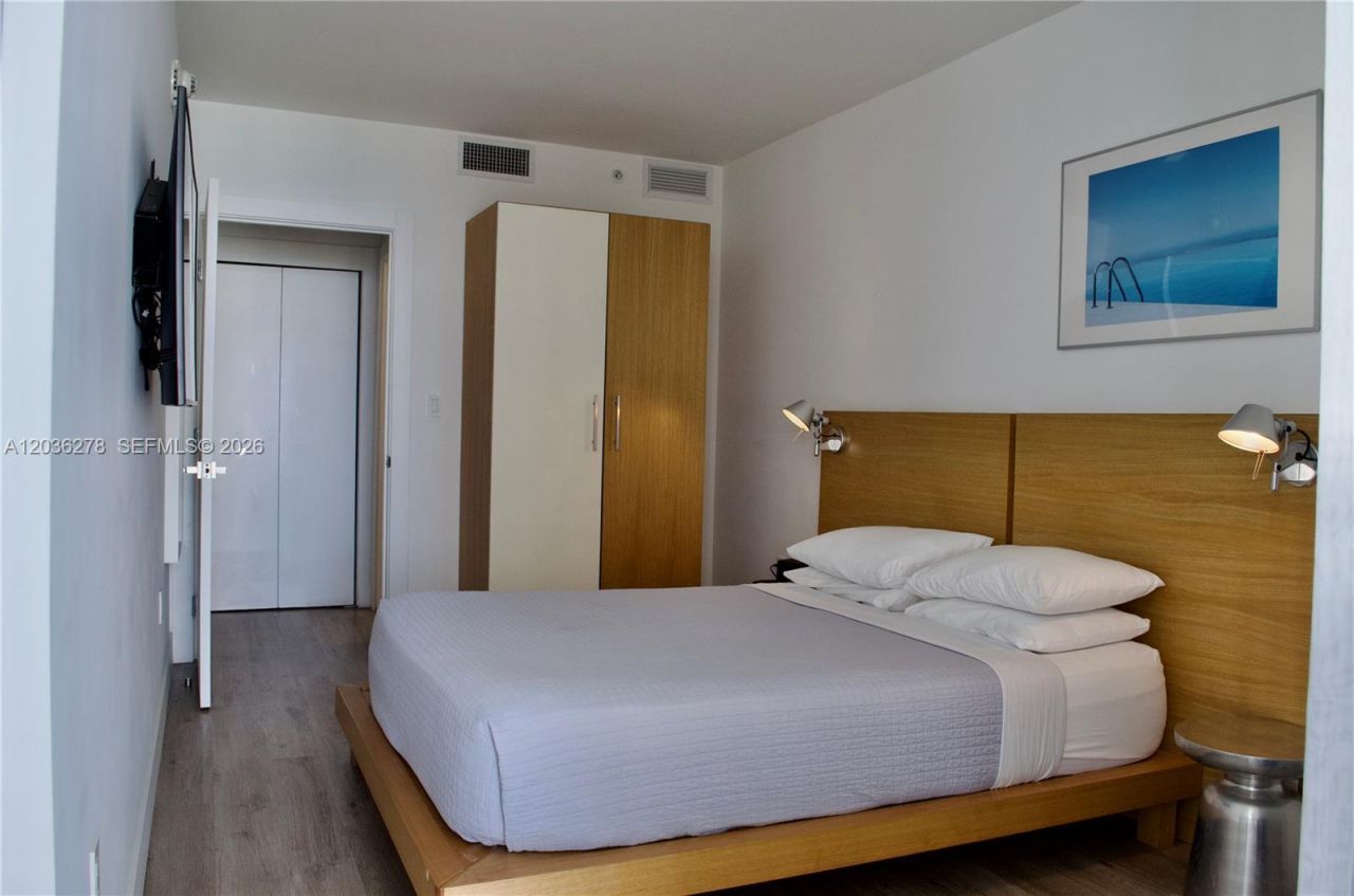 6080 Collins Ave , Unit 506, Miami Beach, FL 33140 Photo