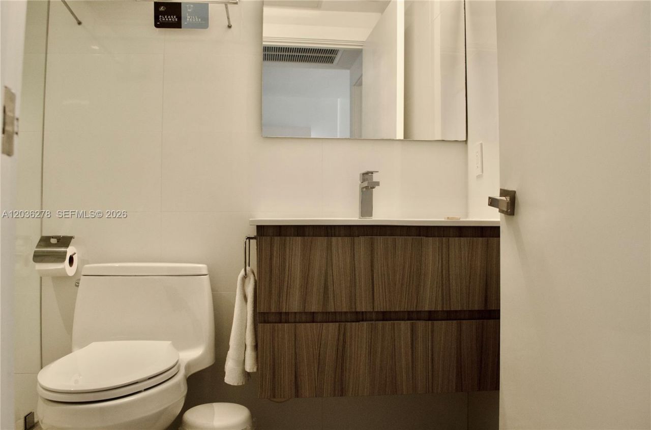 6080 Collins Ave , Unit 506, Miami Beach, FL 33140 Photo