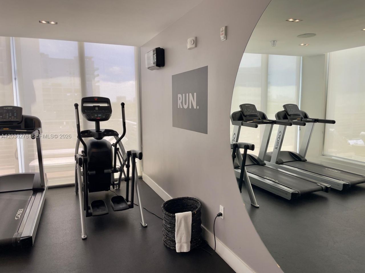 6080 Collins Ave , Unit 506, Miami Beach, FL 33140 Photo