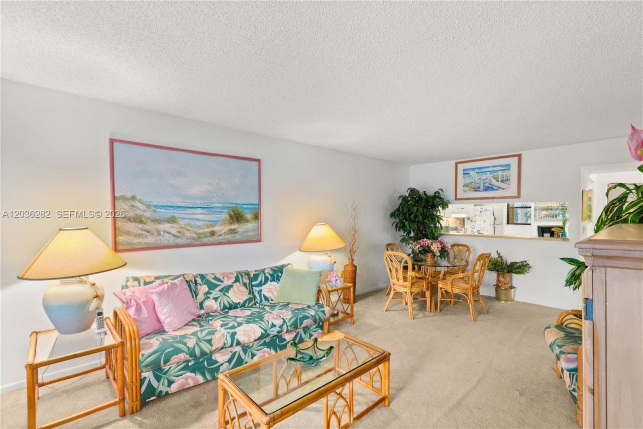 10155 NW 9th St Cir , Unit 4-202, Miami, FL 33172 Photo