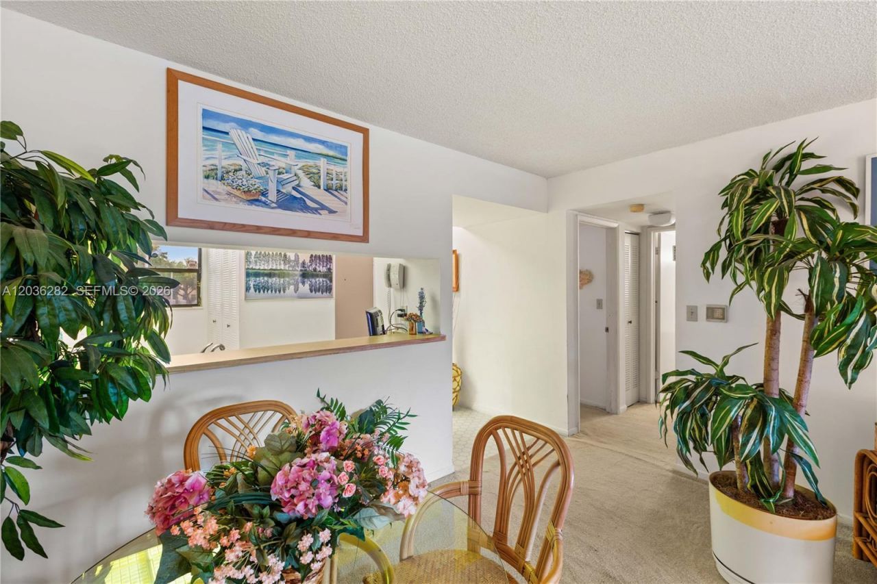 10155 NW 9th St Cir , Unit 4-202, Miami, FL 33172 Photo