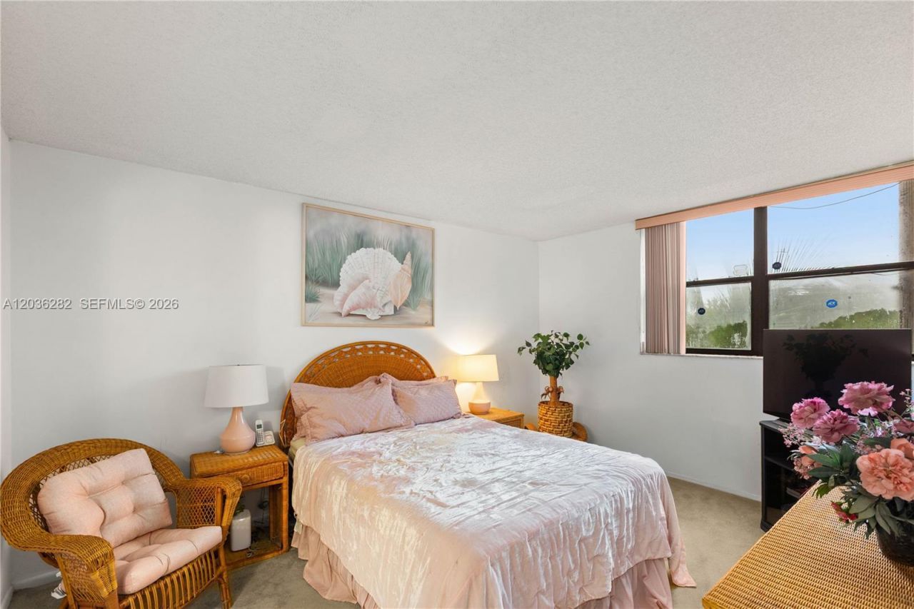 10155 NW 9th St Cir , Unit 4-202, Miami, FL 33172 Photo