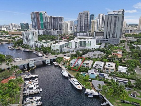 453 SW 5th Ave , Fort Lauderdale, FL 33315