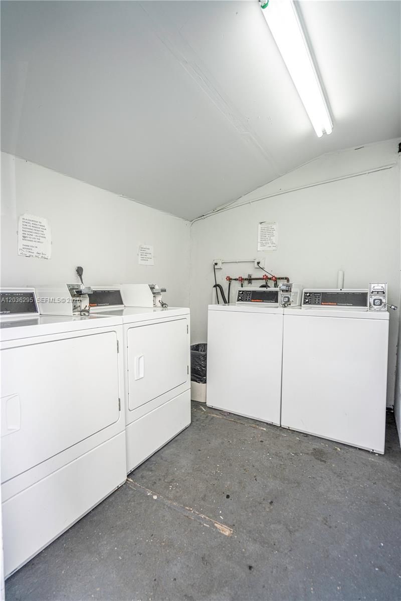8300 Abbott, Unit 18, Miami Beach, FL 33141 Photo