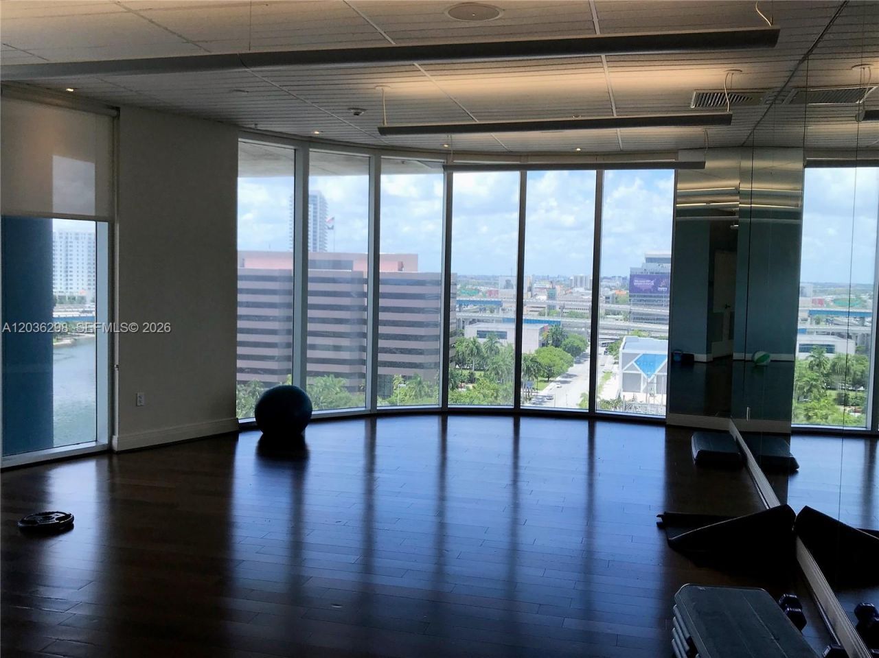185 SW 7th St, Unit 3806, Miami, FL 33130 Photo