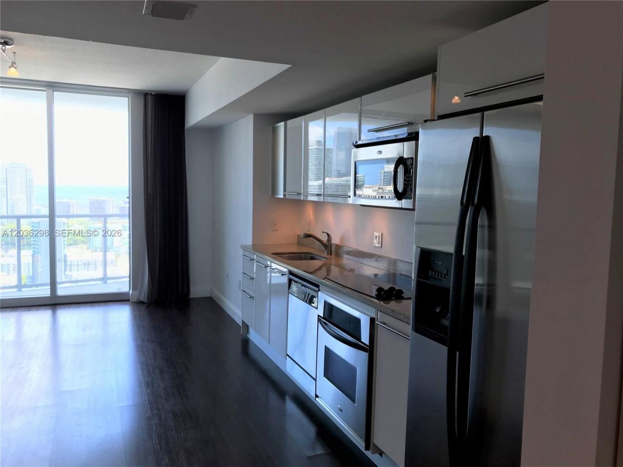 185 SW 7th St, Unit 3806, Miami, FL 33130 Photo