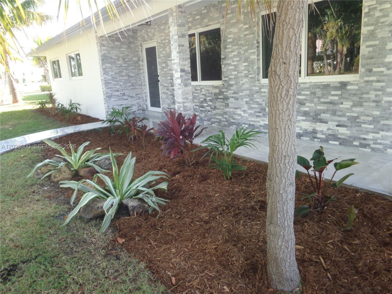 1565 N Thumb Point Dr , Fort Pierce, FL 34949 Photo