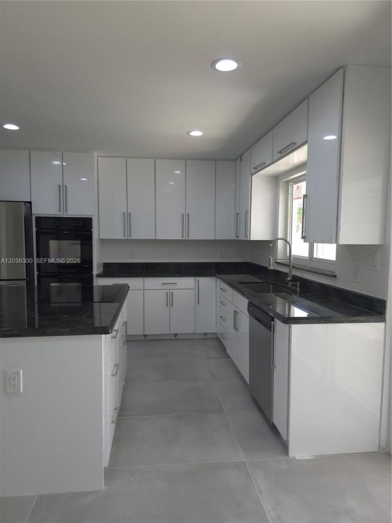 1565 N Thumb Point Dr , Fort Pierce, FL 34949 Photo