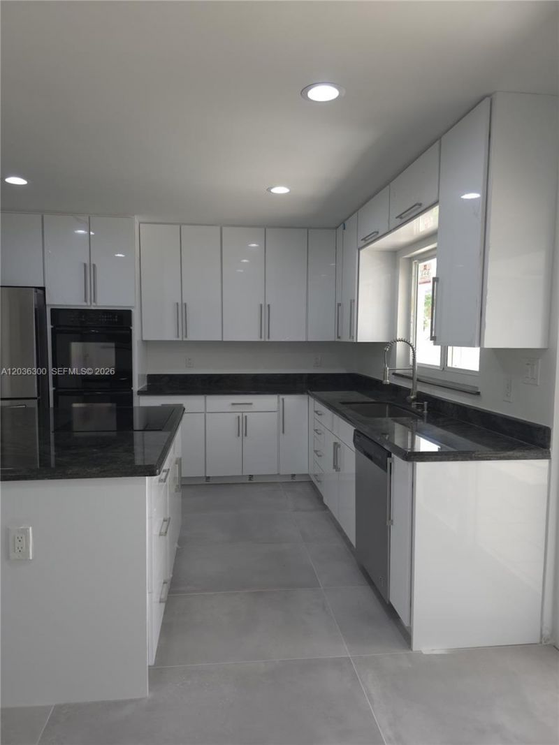 1565 N Thumb Point Dr , Fort Pierce, FL 34949 Photo