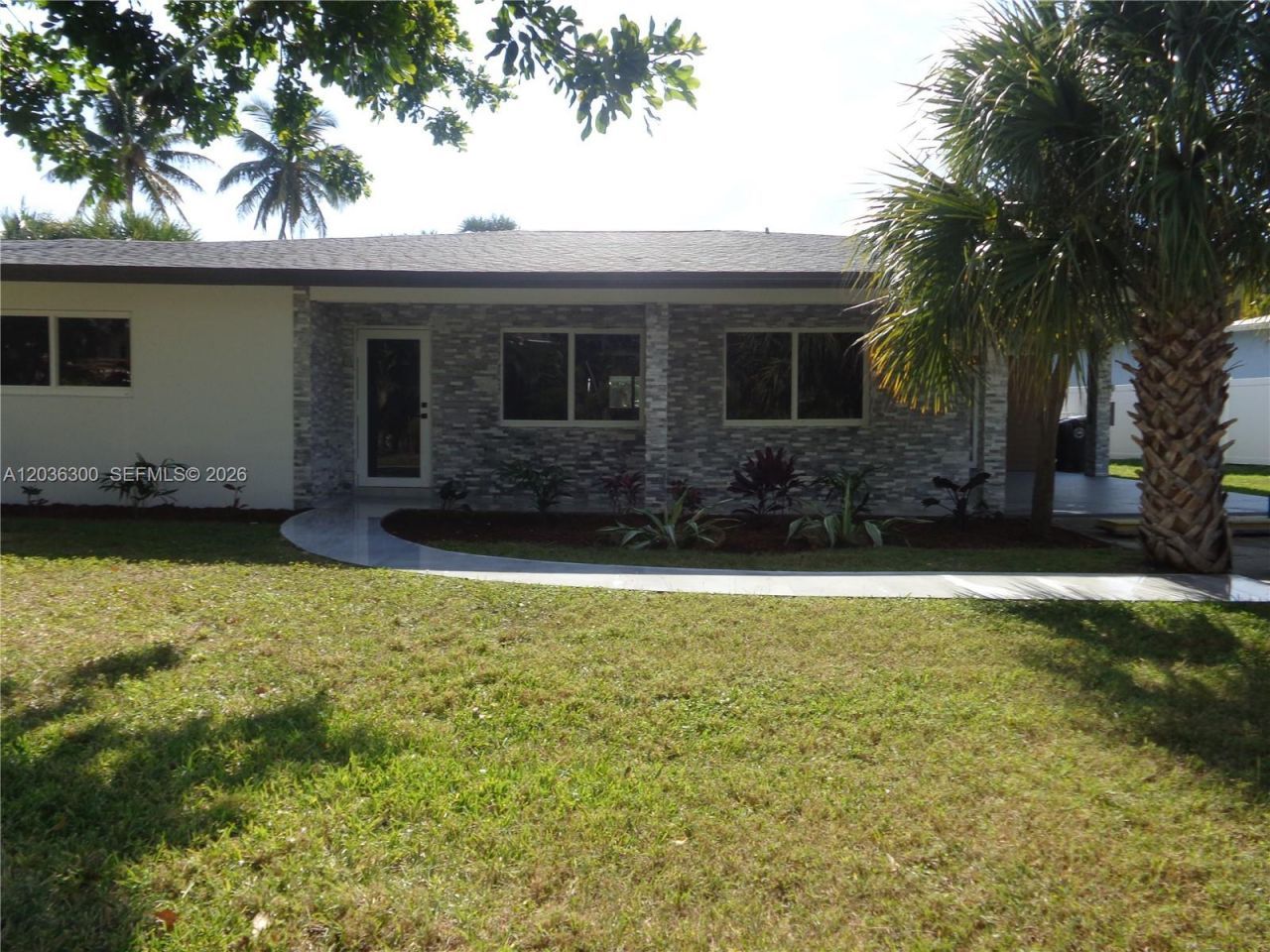 1565 N Thumb Point Dr , Fort Pierce, FL 34949 Photo