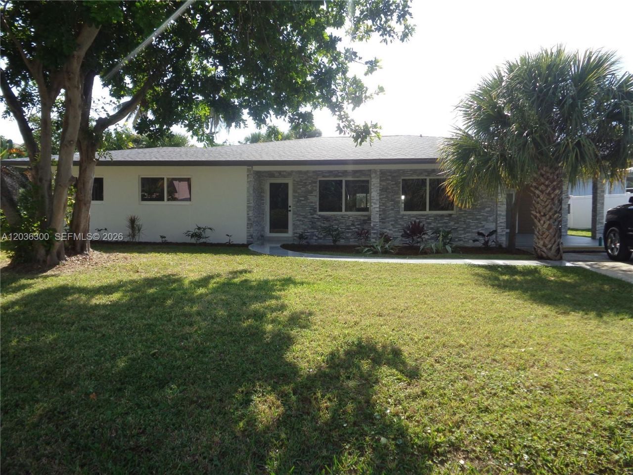 1565 N Thumb Point Dr , Fort Pierce, FL 34949 Photo
