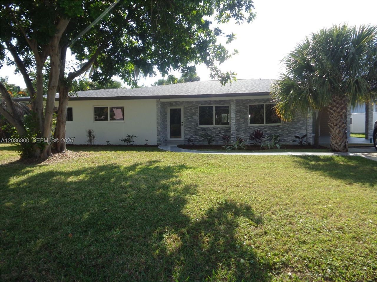 1565 N Thumb Point Dr , Fort Pierce, FL 34949 Photo