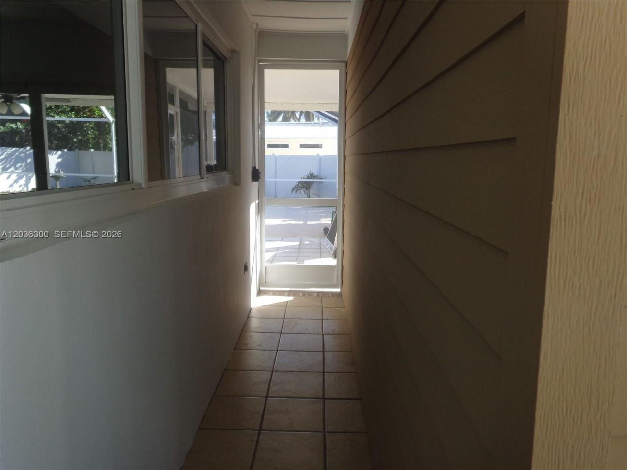 1565 N Thumb Point Dr , Fort Pierce, FL 34949 Photo