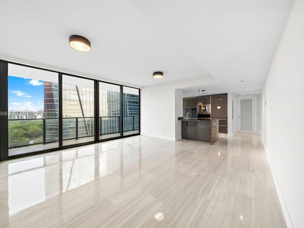 1451 Brickell Ave , Unit 1005, Miami, FL 33131