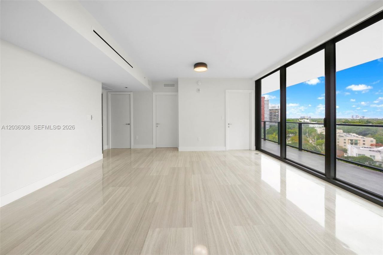 1451 Brickell Ave , Unit 1005, Miami, FL 33131 Photo
