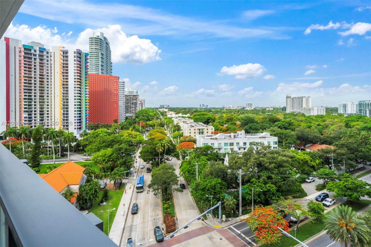 1451 Brickell Ave , Unit 1005, Miami, FL 33131 Photo