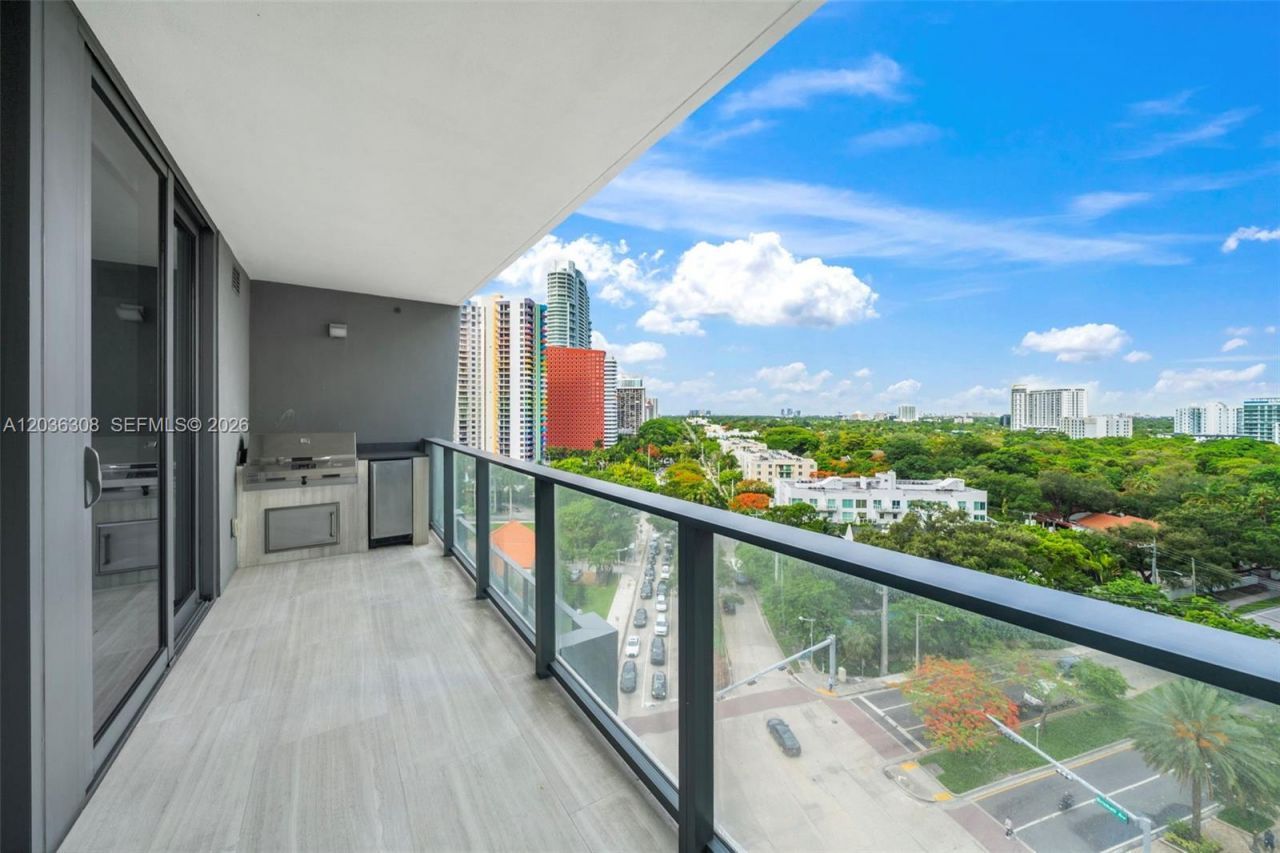 1451 Brickell Ave , Unit 1005, Miami, FL 33131 Photo