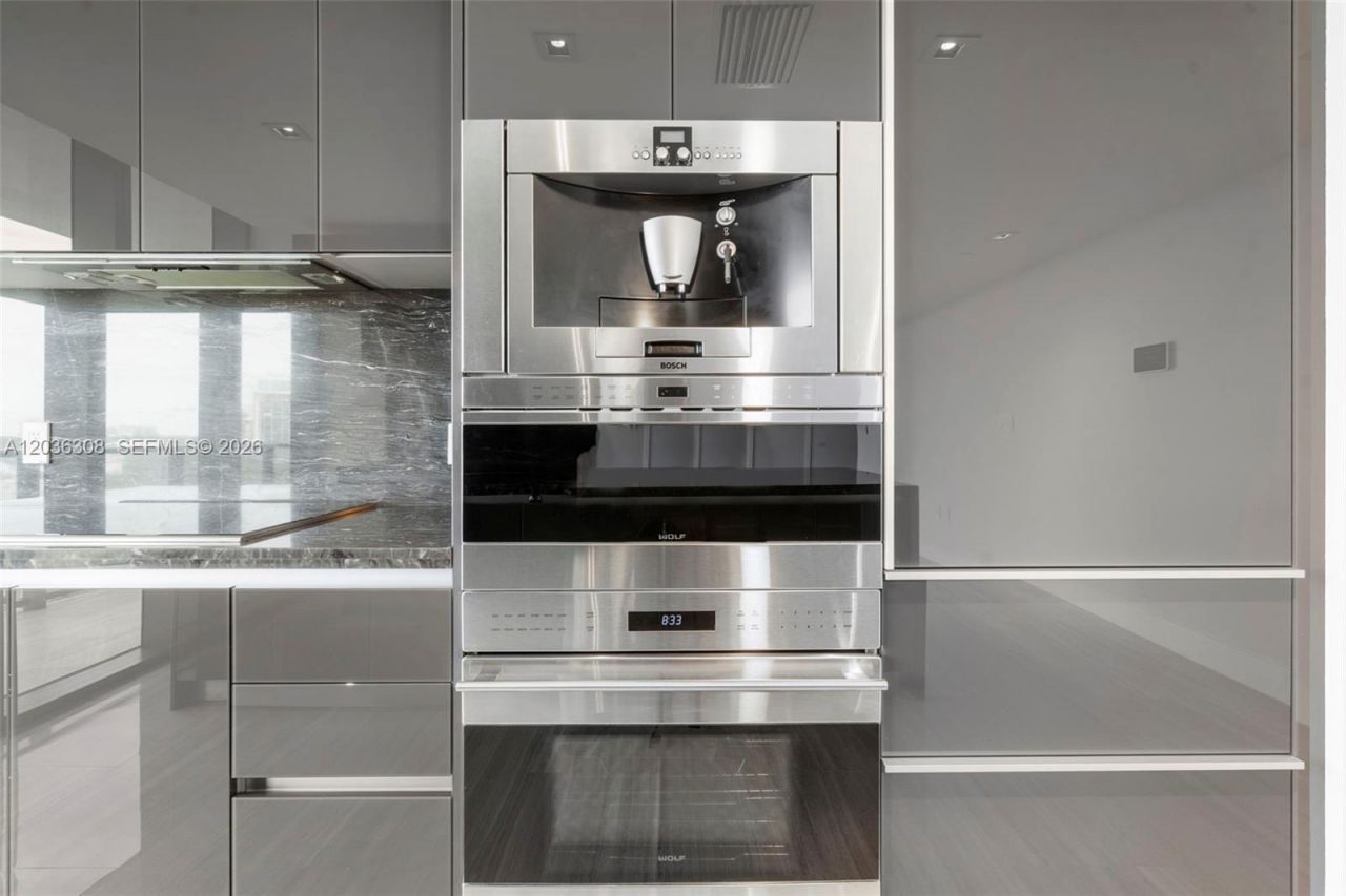 1451 Brickell Ave , Unit 1005, Miami, FL 33131 Photo