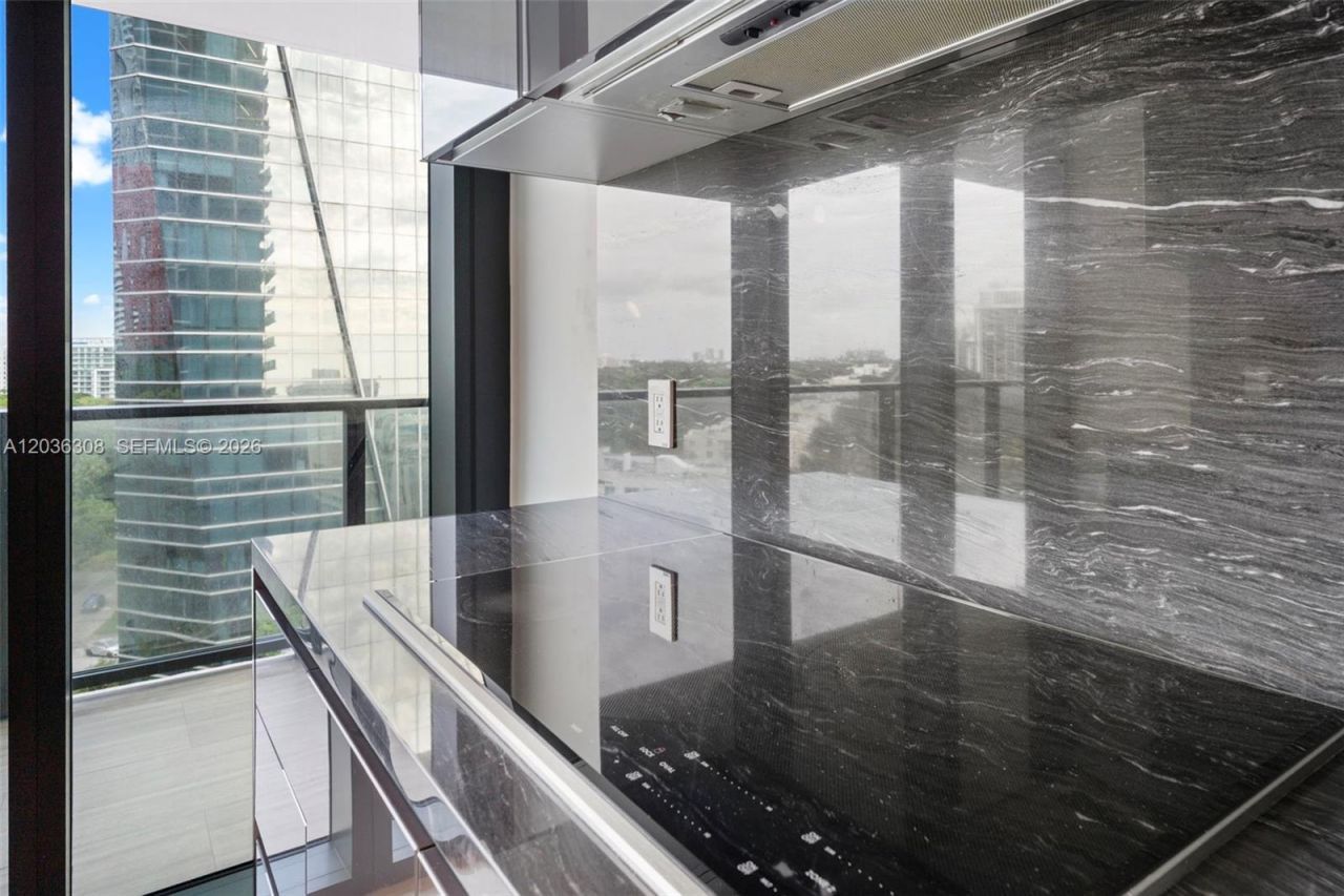1451 Brickell Ave , Unit 1005, Miami, FL 33131 Photo
