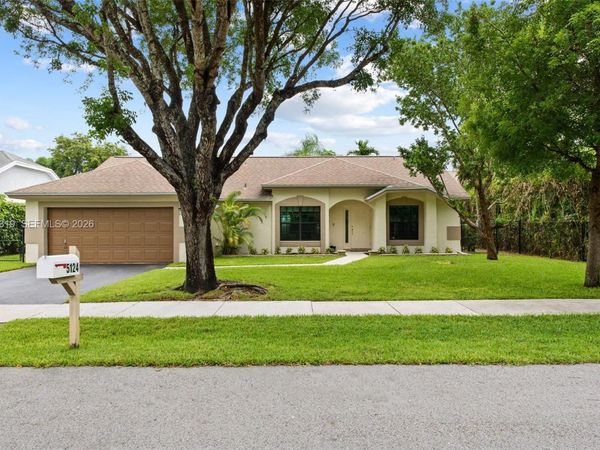 5124 NW 51st Ter , Coconut Creek, FL 33073