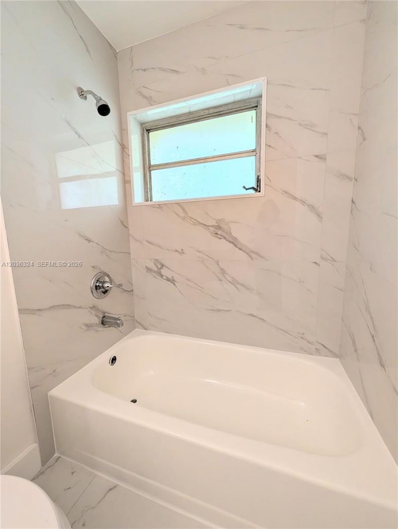58 SW 14th Ter, Homestead, FL 33030 Photo