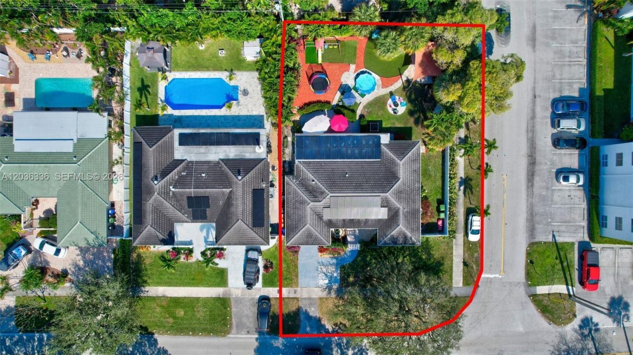 2261 NE 62nd St , Fort Lauderdale, FL 33308 Photo
