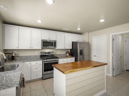 8941 Quail Falls Drive, Reno, NV 89506 Photo