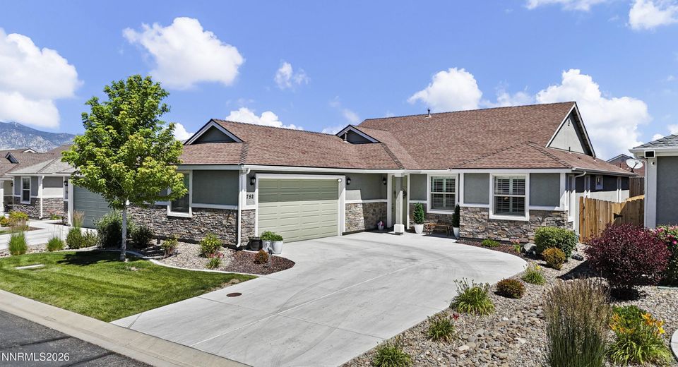 752 E Cottage Loop, Gardnerville, NV 89460 Photo