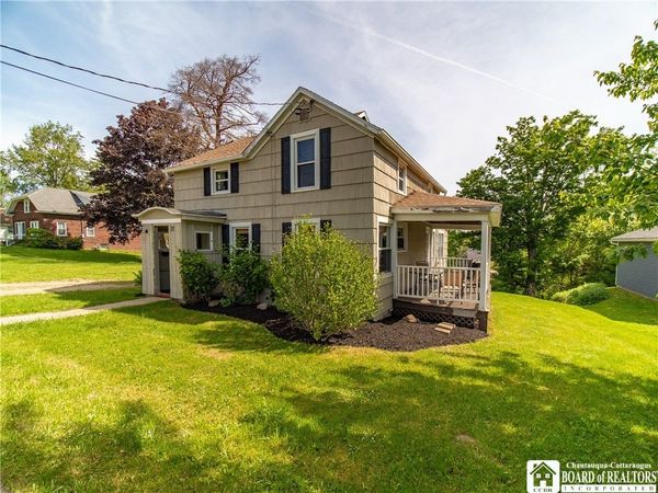21 Academy Street , Mayville, NY 14757