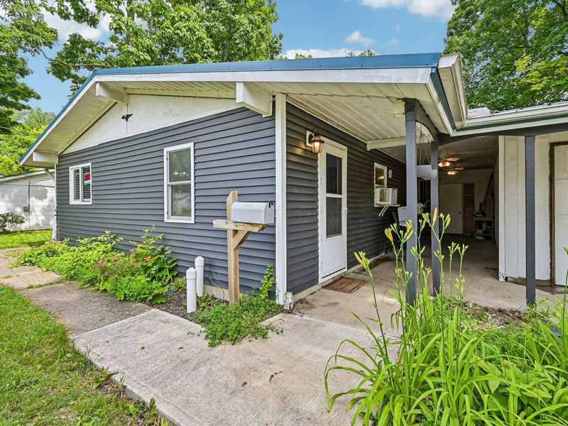 329 Wren Avenue, Bellefontaine, OH 43311 Photo 2
