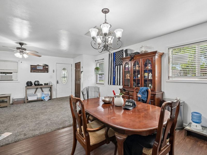 329 Wren Avenue, Bellefontaine, OH 43311 Photo 8