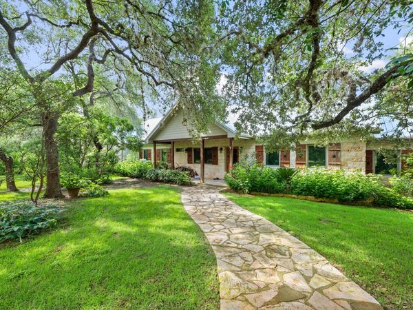 121 Water Park RD , Wimberley, TX 78676