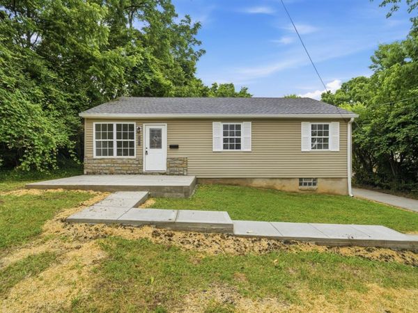 112 W Leslie Avenue, Cincinnati, OH 45215