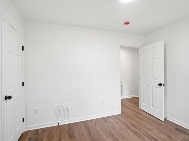 112 W Leslie Avenue, Cincinnati, OH 45215 Photo 20