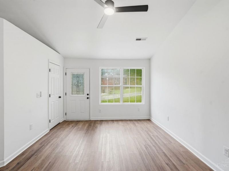 112 W Leslie Avenue, Cincinnati, OH 45215 Photo 5
