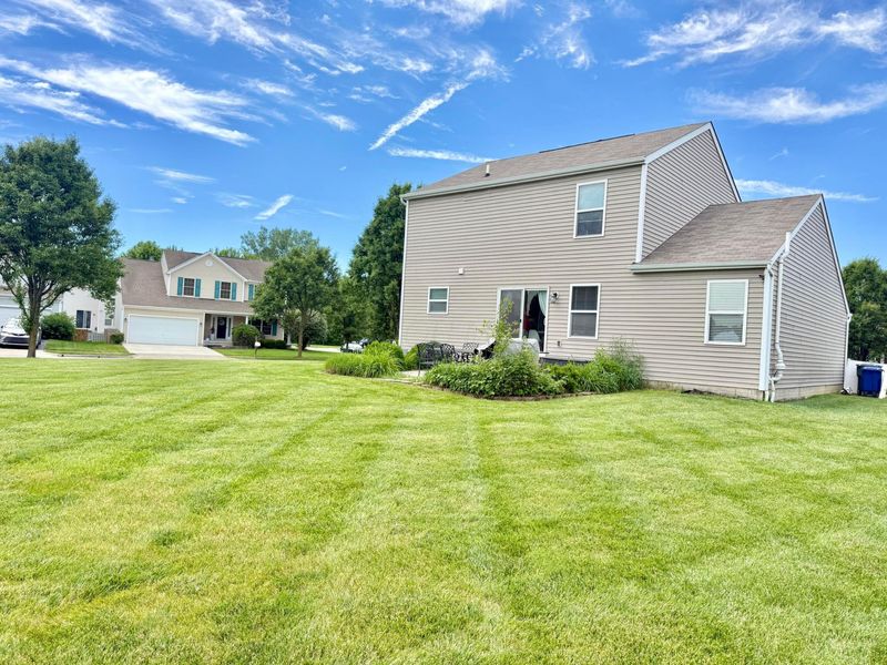 3885 Wolf Creek Road, Grove City, OH 43123 Photo 2