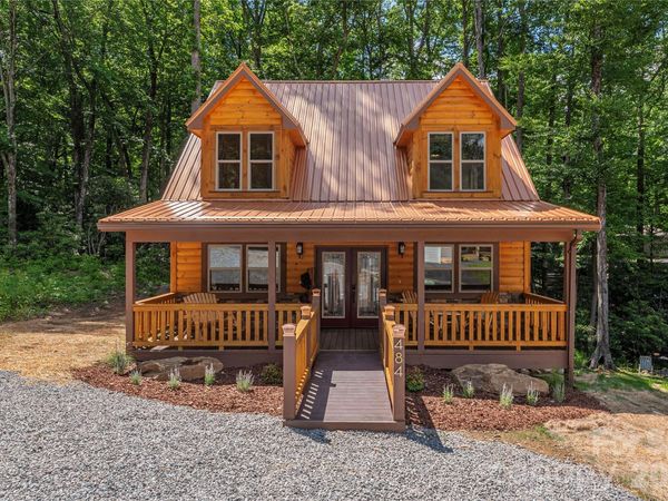 484 Twinbrook Lane , Maggie Valley, NC 28751