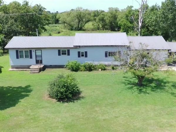 373057 E Us Highway 62 Highway, Okemah, OK 74859