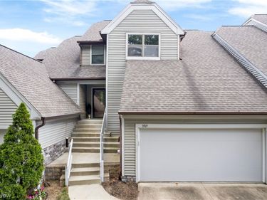 3919 Marsh View Drive, Akron, OH 44319