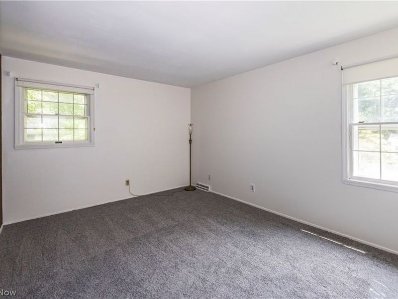 2070 White Pond Drive, Akron, OH 44313 Photo 27