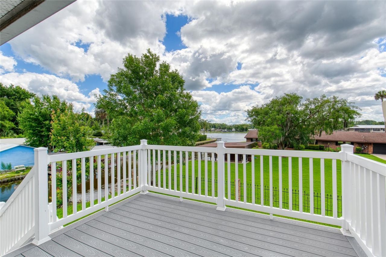 24535 Bonnet Road , Astor, FL 32102 Photo