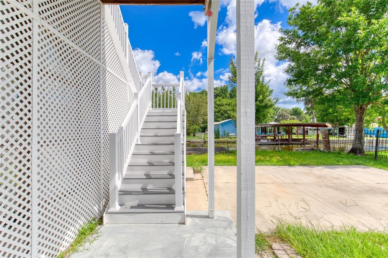 24535 Bonnet Road , Astor, FL 32102 Photo