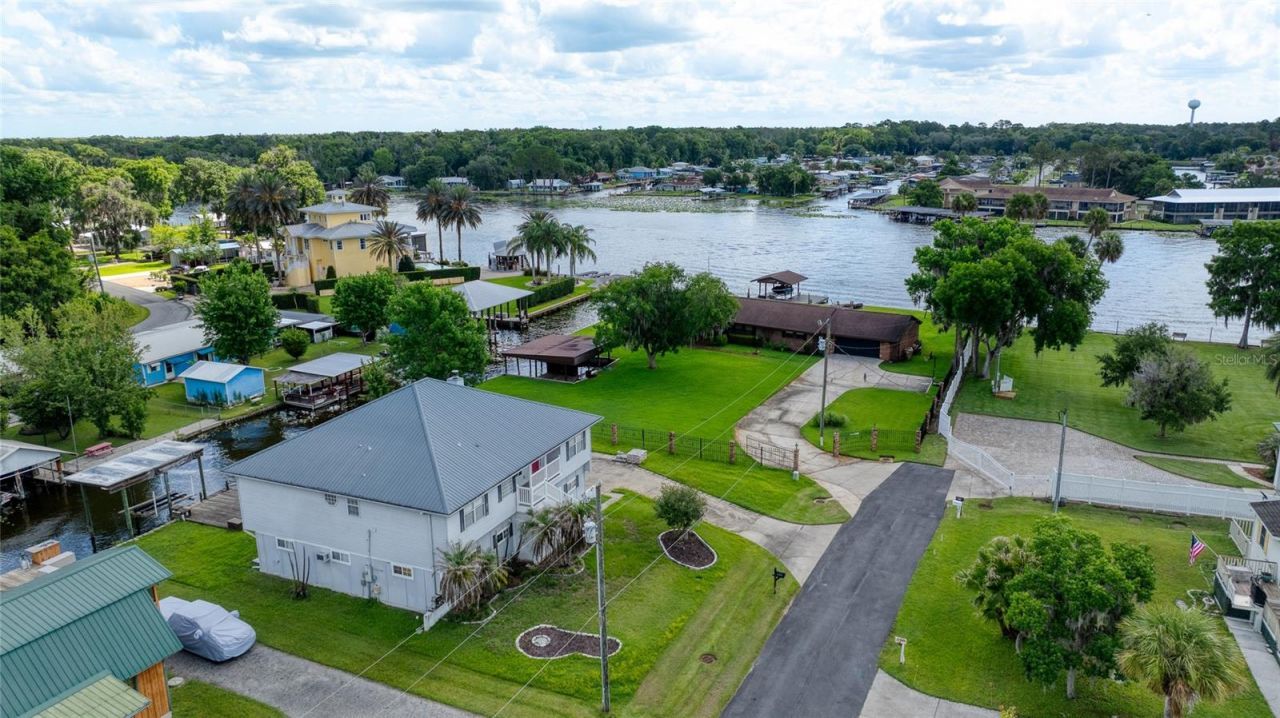 24535 Bonnet Road , Astor, FL 32102 Photo