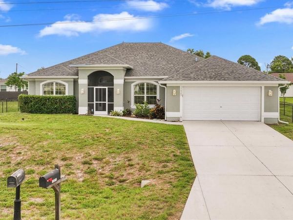 3225 NW 2ND PLACE , CAPE CORAL, FL 33993