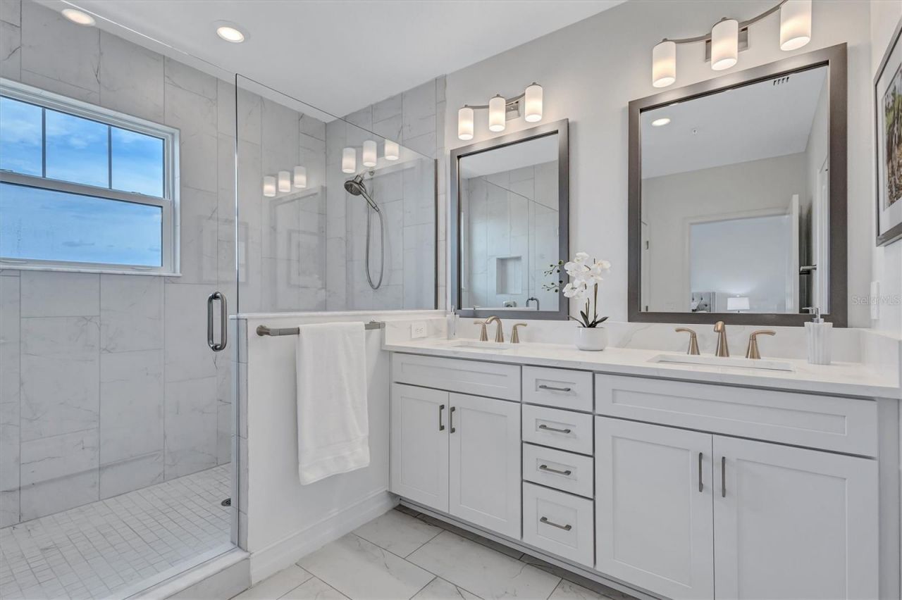 3027 Bermuda Sloop Circle, Ruskin, FL 33570 Photo