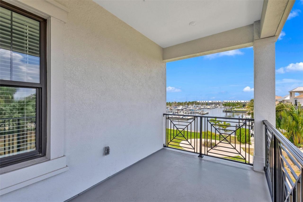 3027 Bermuda Sloop Circle, Ruskin, FL 33570 Photo