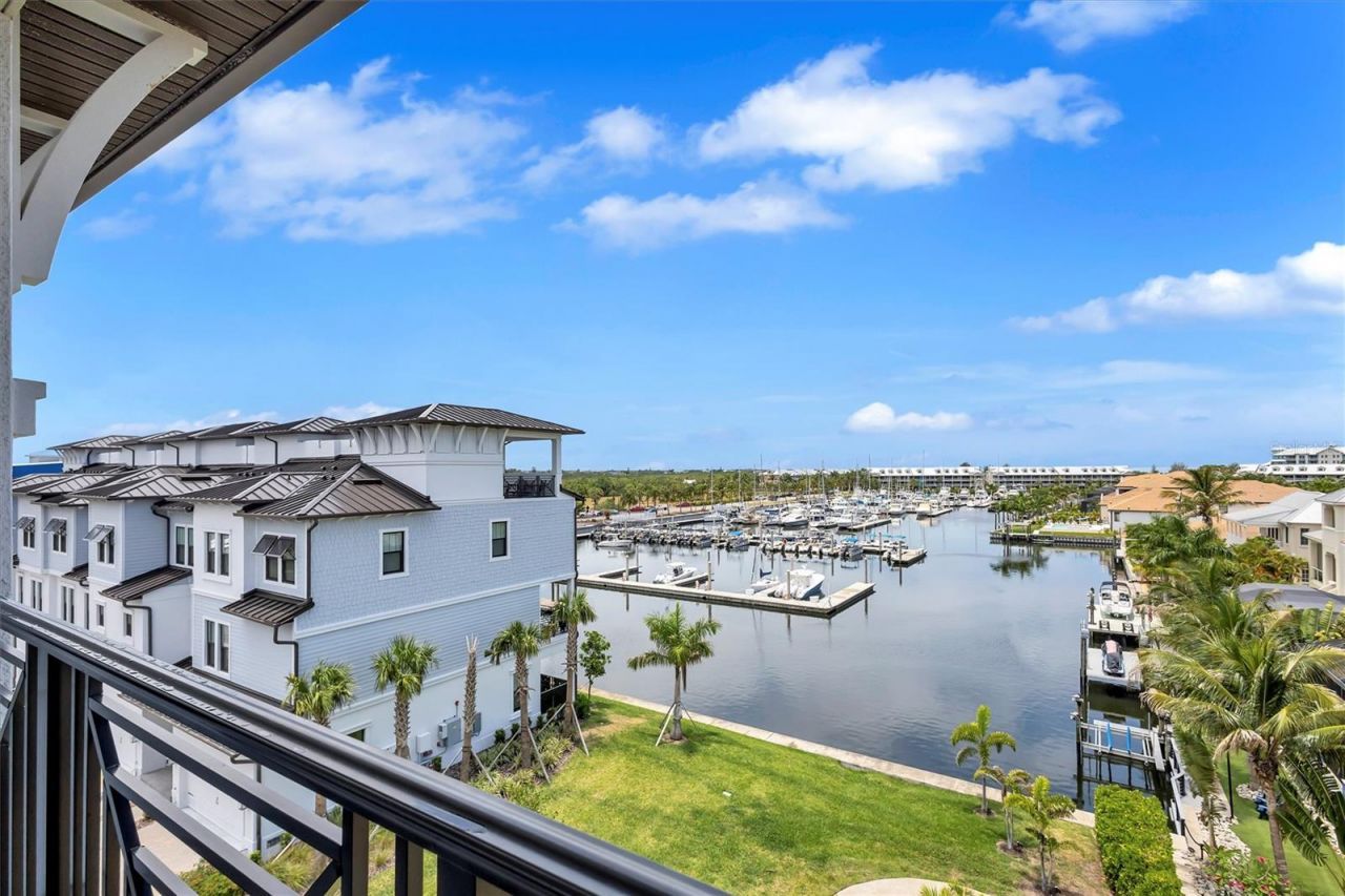 3027 Bermuda Sloop Circle, Ruskin, FL 33570 Photo