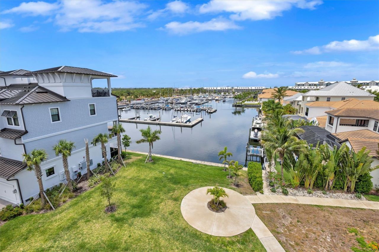 3027 Bermuda Sloop Circle, Ruskin, FL 33570 Photo