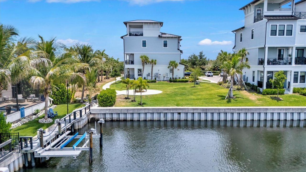 3027 Bermuda Sloop Circle, Ruskin, FL 33570 Photo